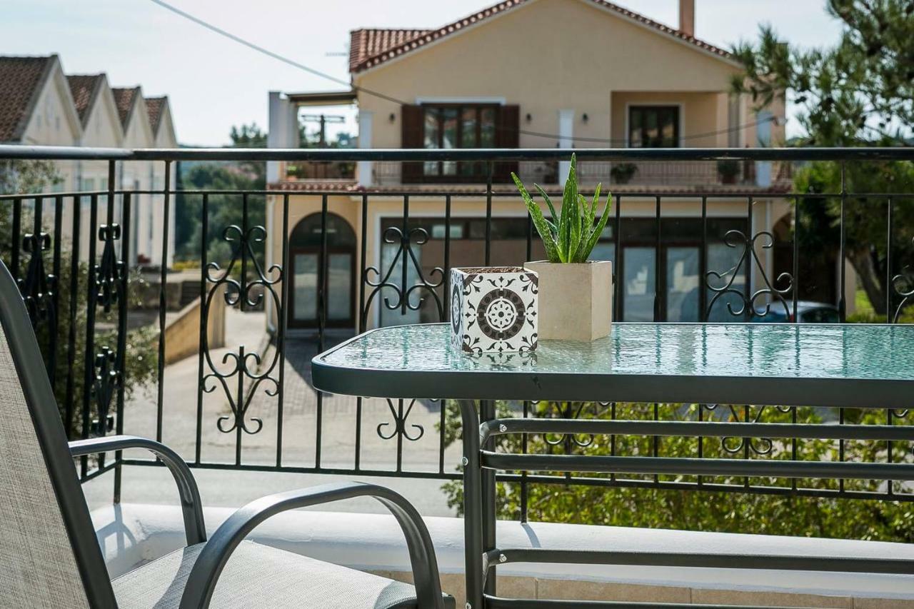 Julia'S Luxury Suites, Cephallonia Near Argostoli Kástron Extérieur photo